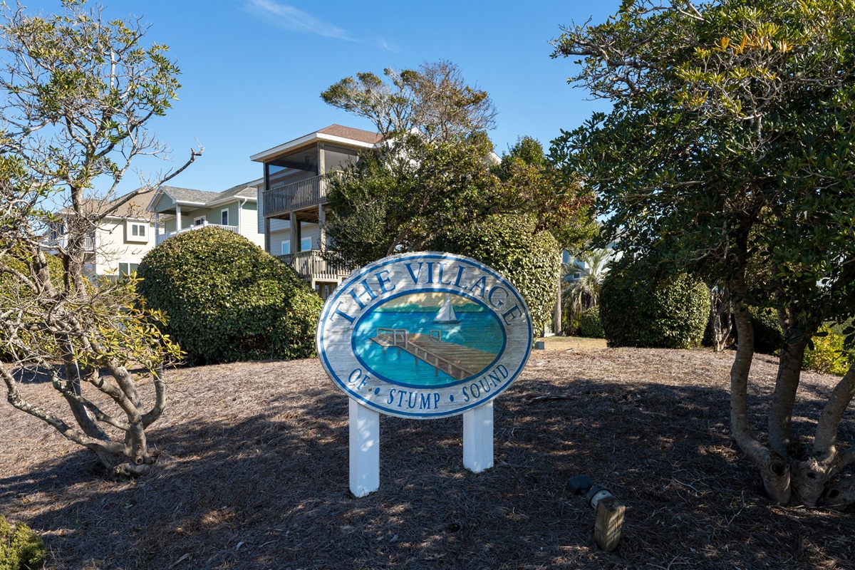 Nestled in a quiet, beautiful community within North Topsail Beach!
