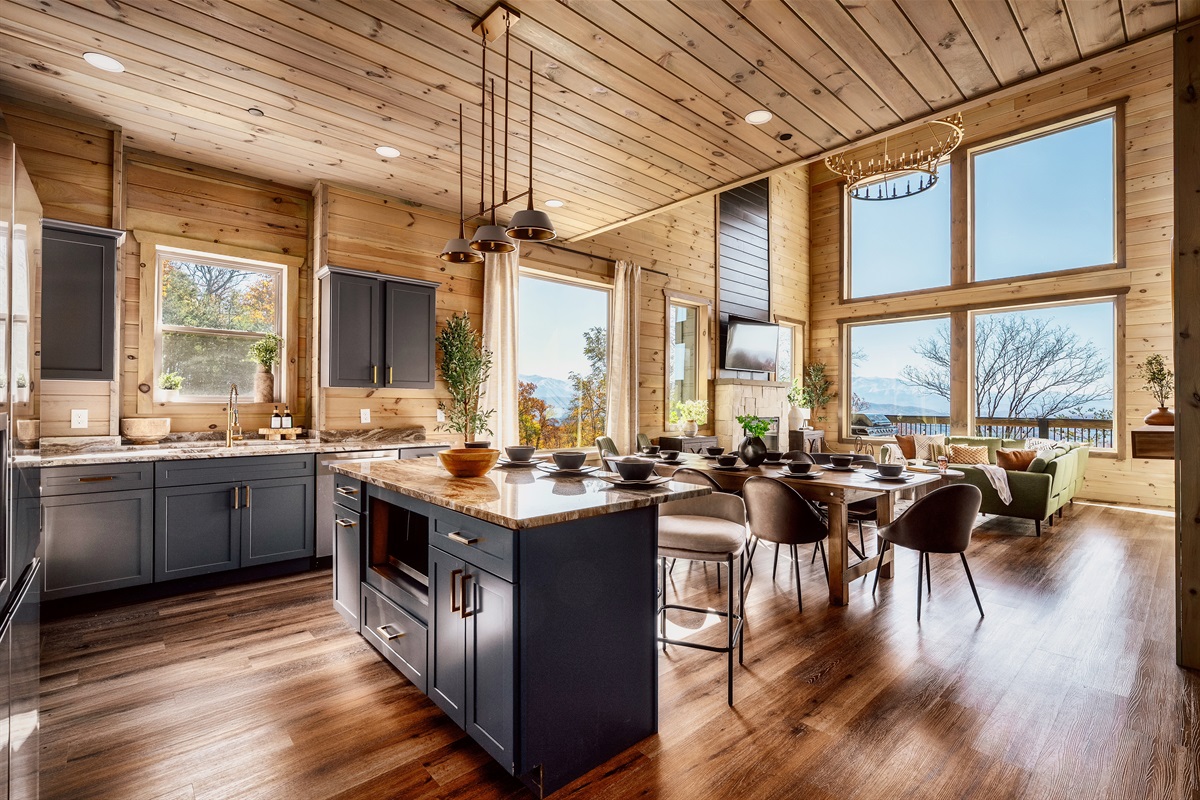 Bright, fully stocked kitchen with modern finishes. Perfect for cooking and gathering.