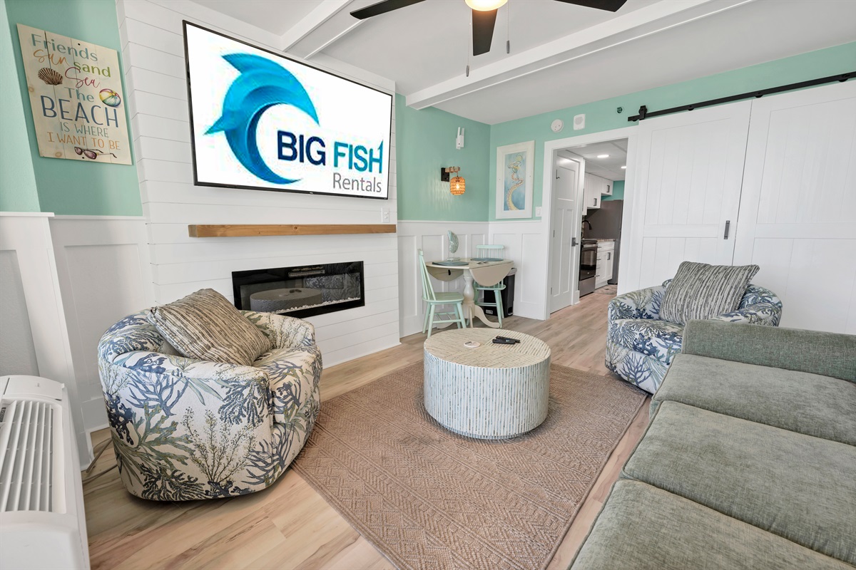 Amazing Living Room with Stunning Views🌊☀️