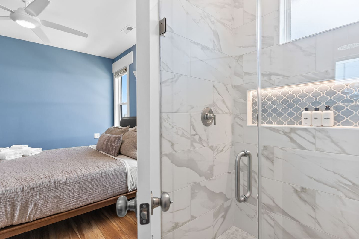 A peek at one of TWELVE private en-suite bathrooms at Zen.