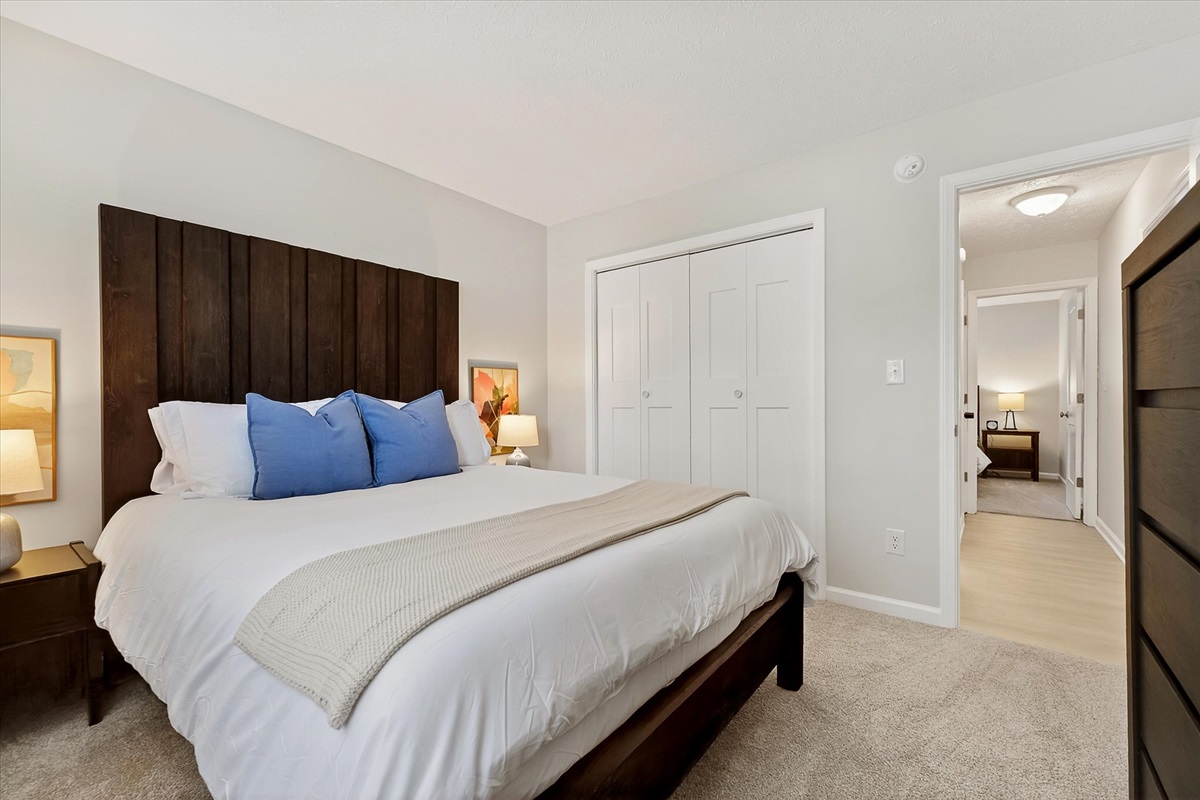 Guest bedroom