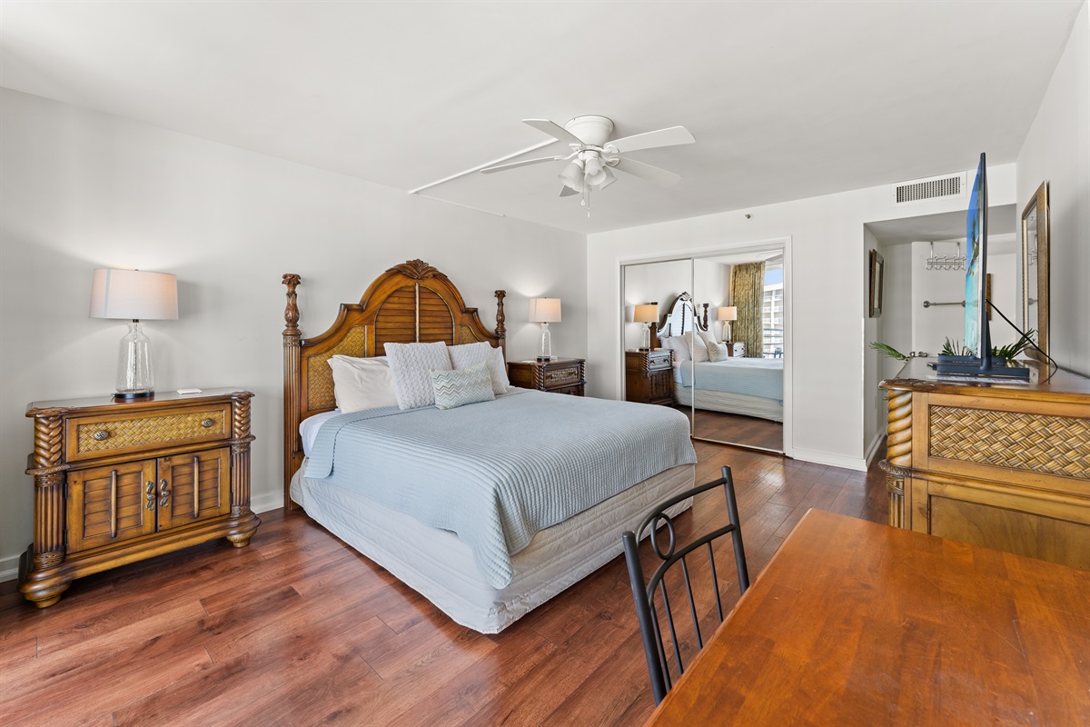 Huge Main Bedroom with King Bed, balcony access and ensuite