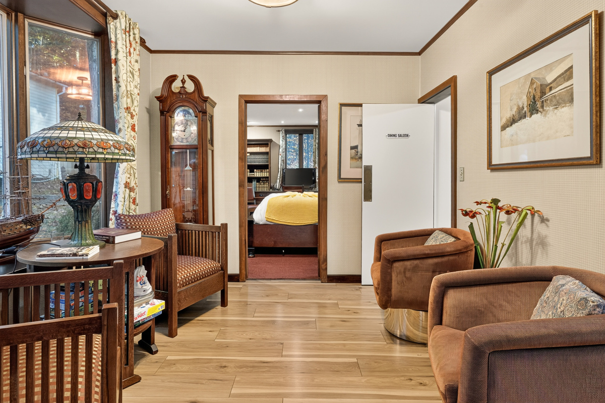 Main house- seating room 

