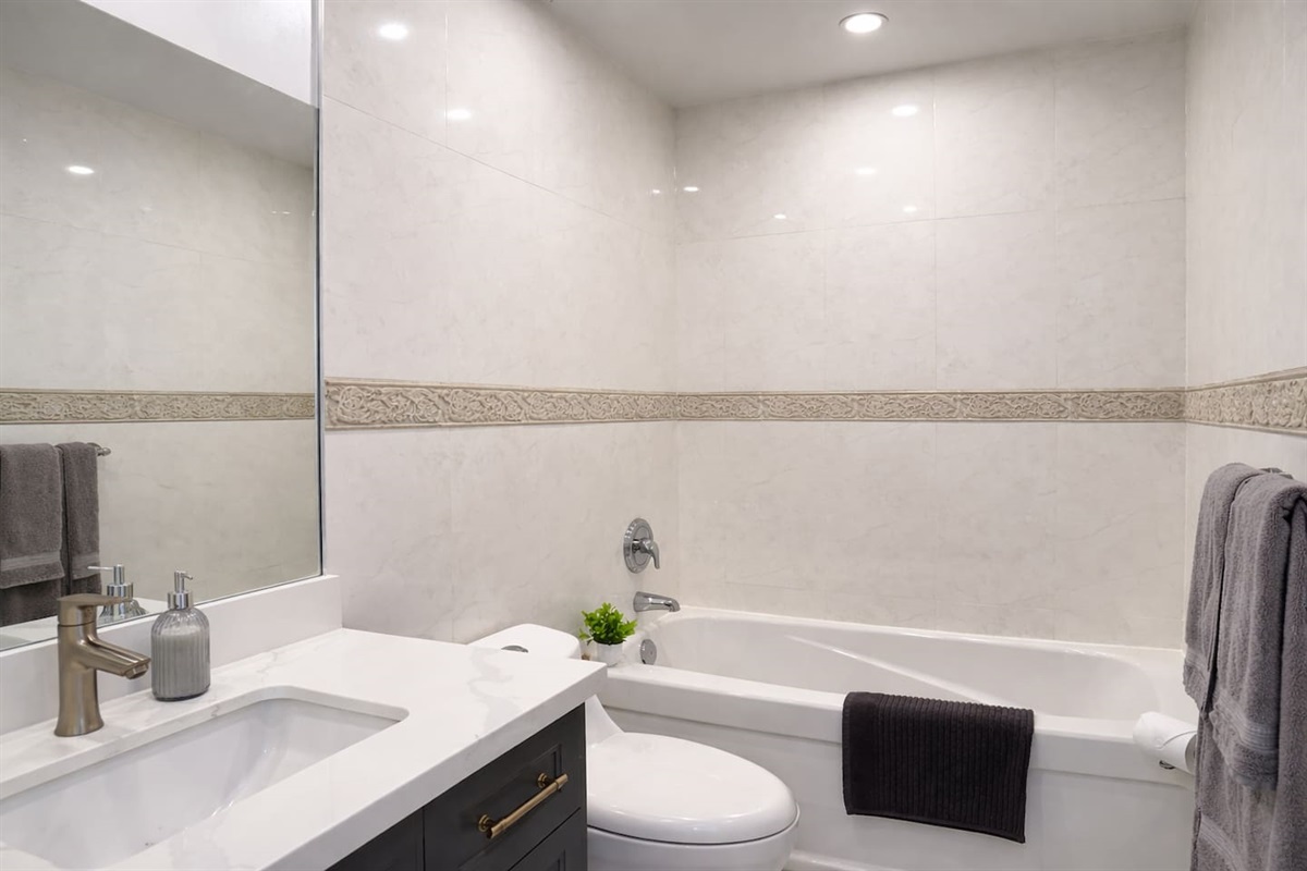 Bathroom 1 - King Room Ensuite