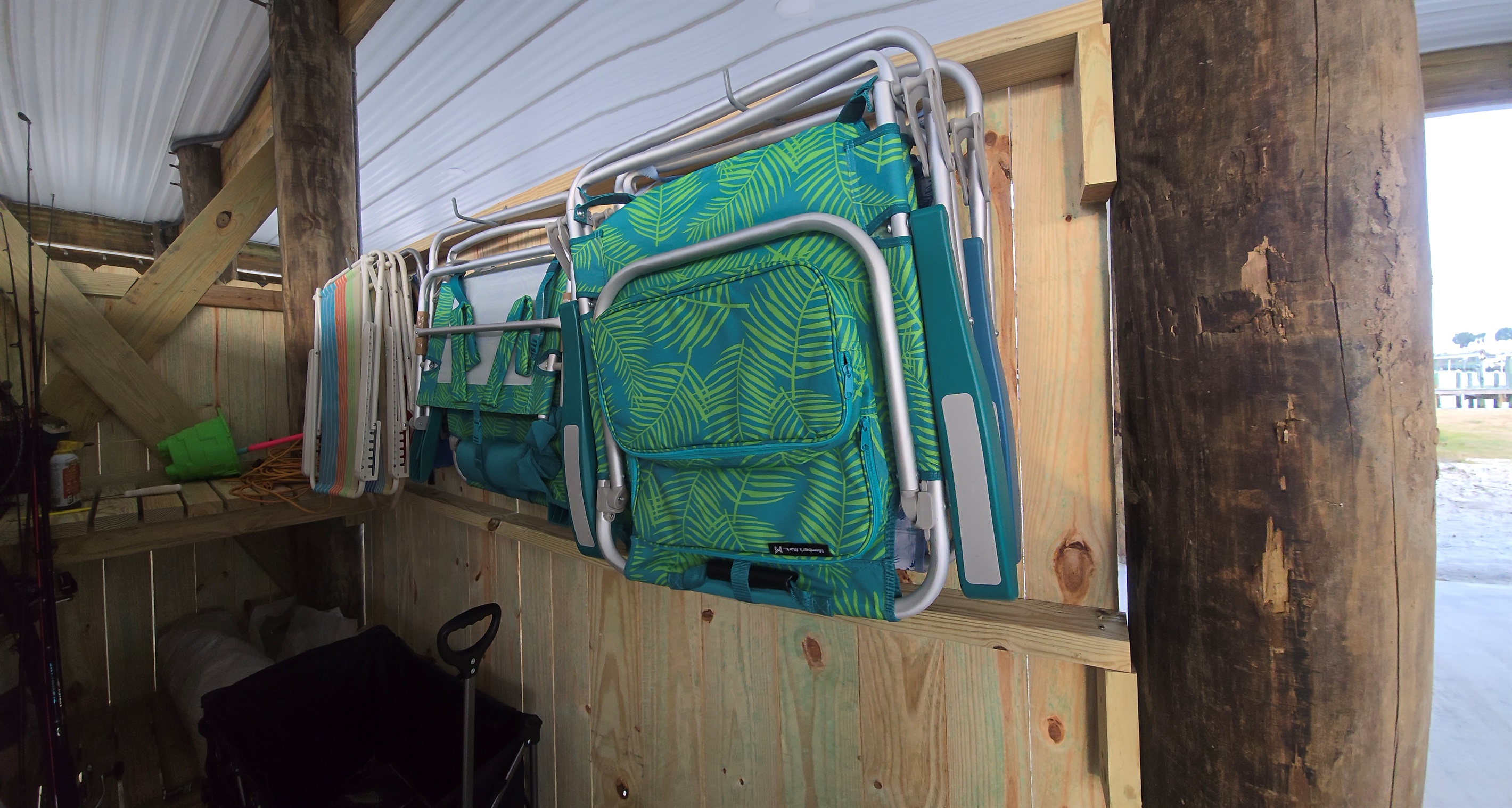 Downstairs Storage , Beach Chairs provided