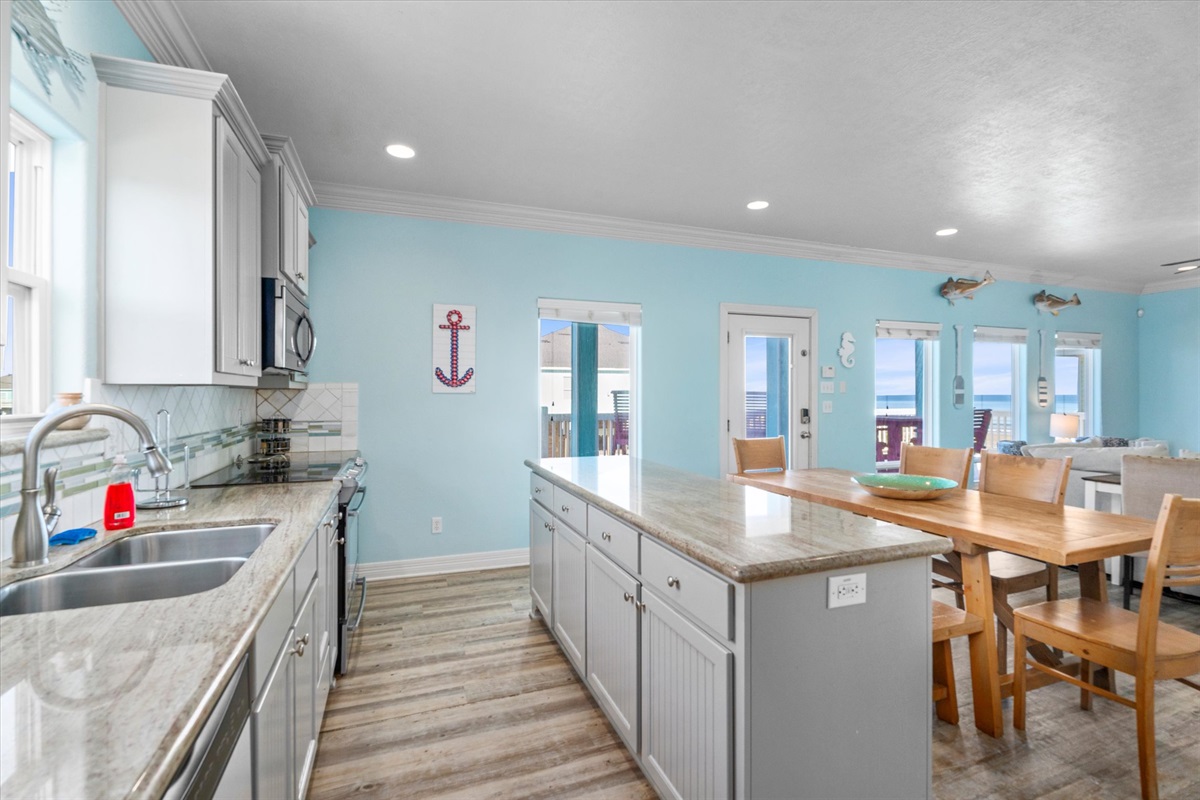 d693e9b29e1541338d04efc4ae7bd382 Large | Beachhouse | Texas | TX | Vacation Homes | Galveston | Crystal Beach | Kokomo | Breezy Days | Beachfront Elegance | Sunrise Serenity | Southern Sands Property Management, LLC