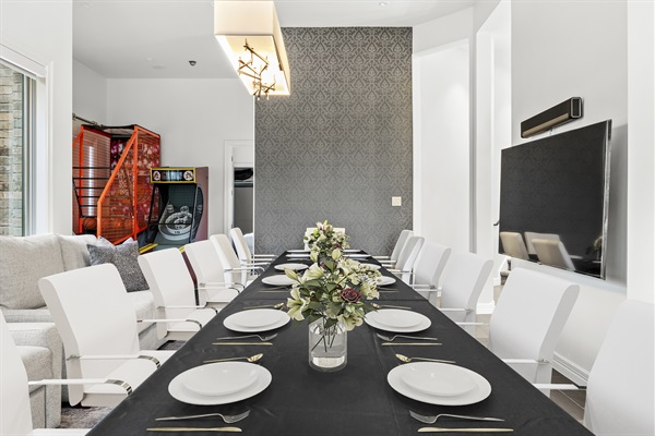 Addition seating available upon request.