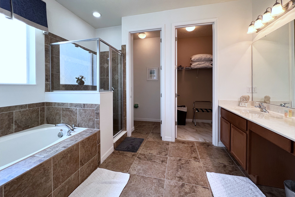 2nd Master Bathroom