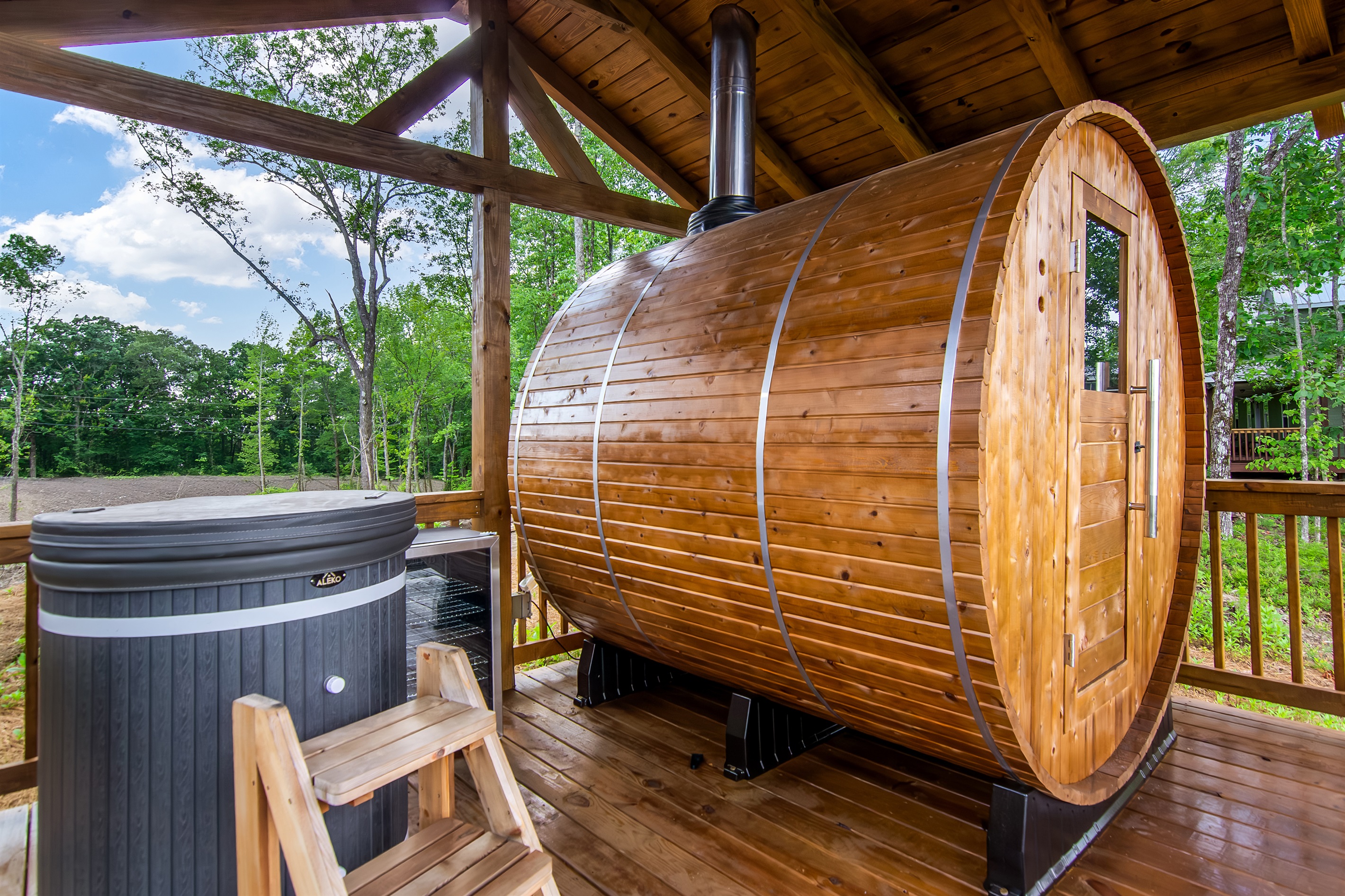 Stunning Mtn Views + Hot Tub + Sauna + Game Room 3