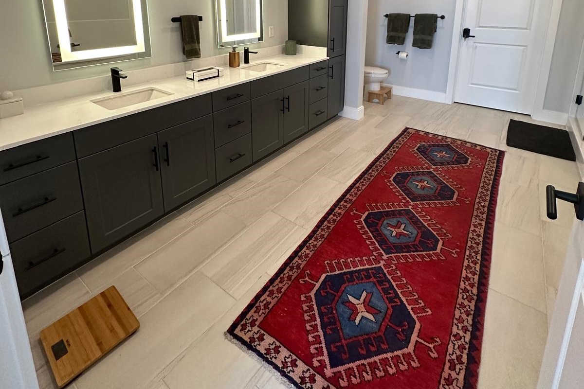 Dual Vanity in Main Bedroom Bath