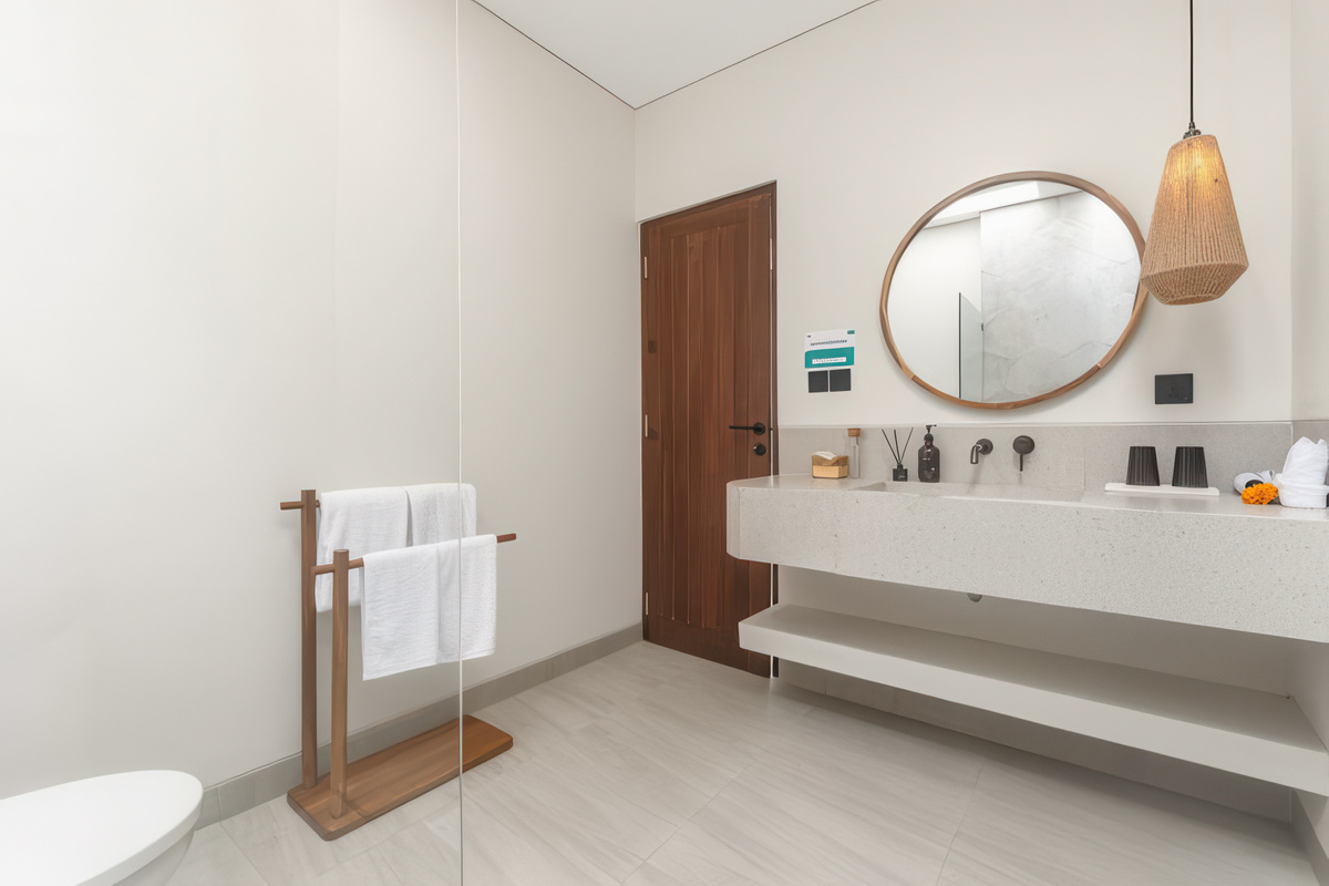 Bathroom 4