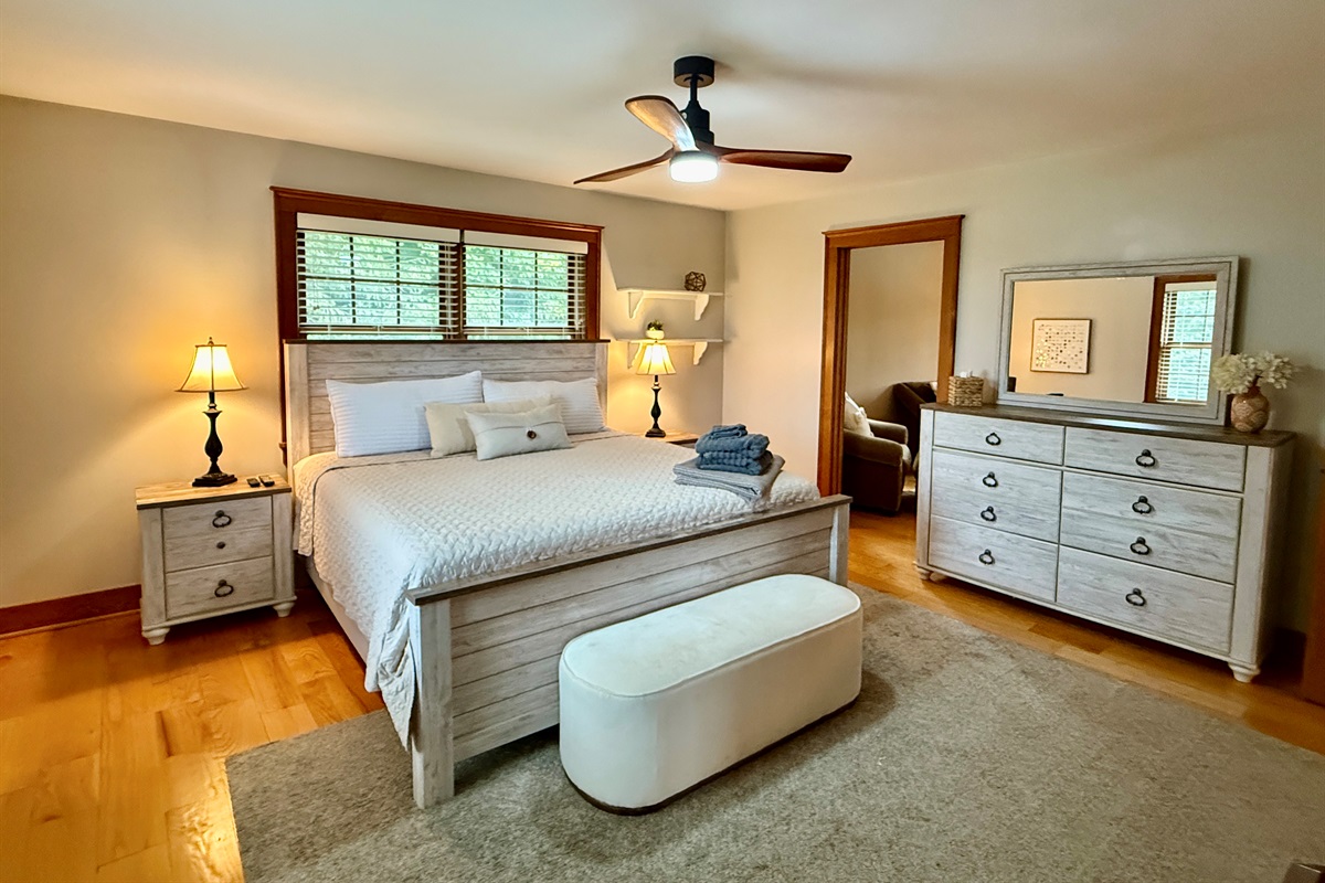 2nd Master King with Attached Office and Full bath
