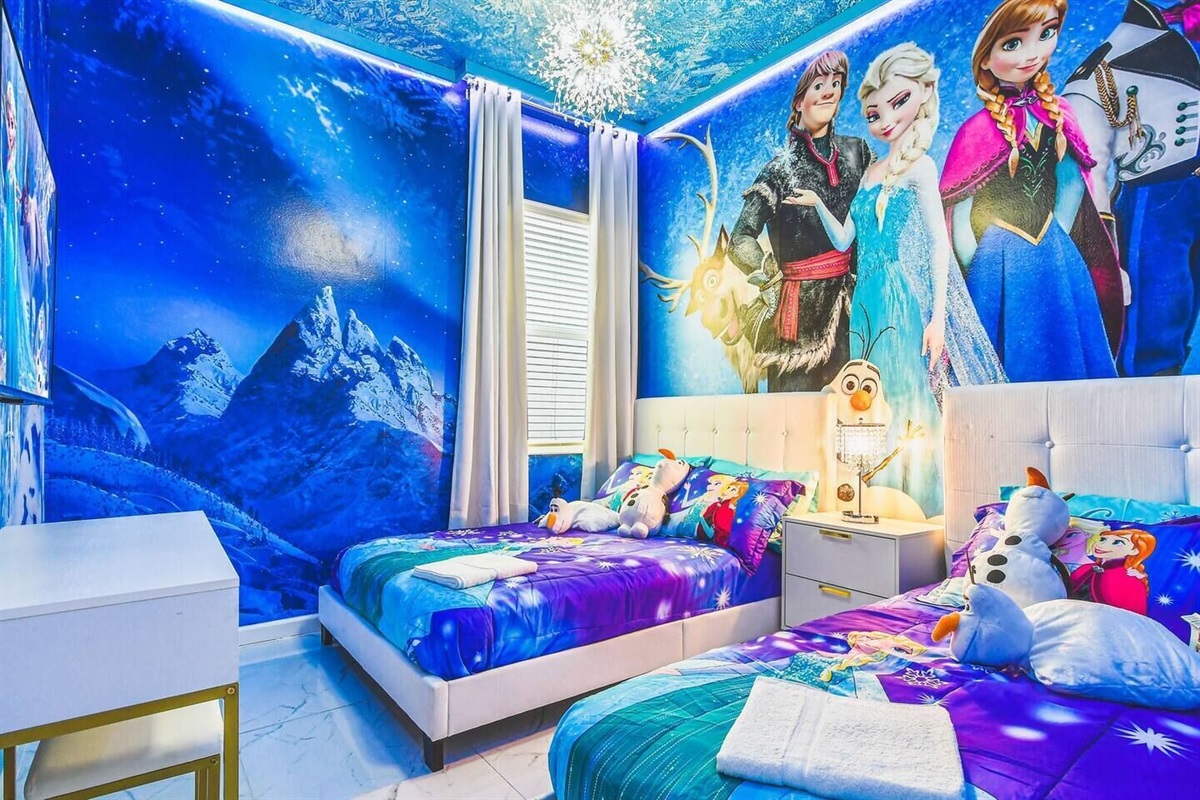 Full bed & twin bed with en-suite bathroom