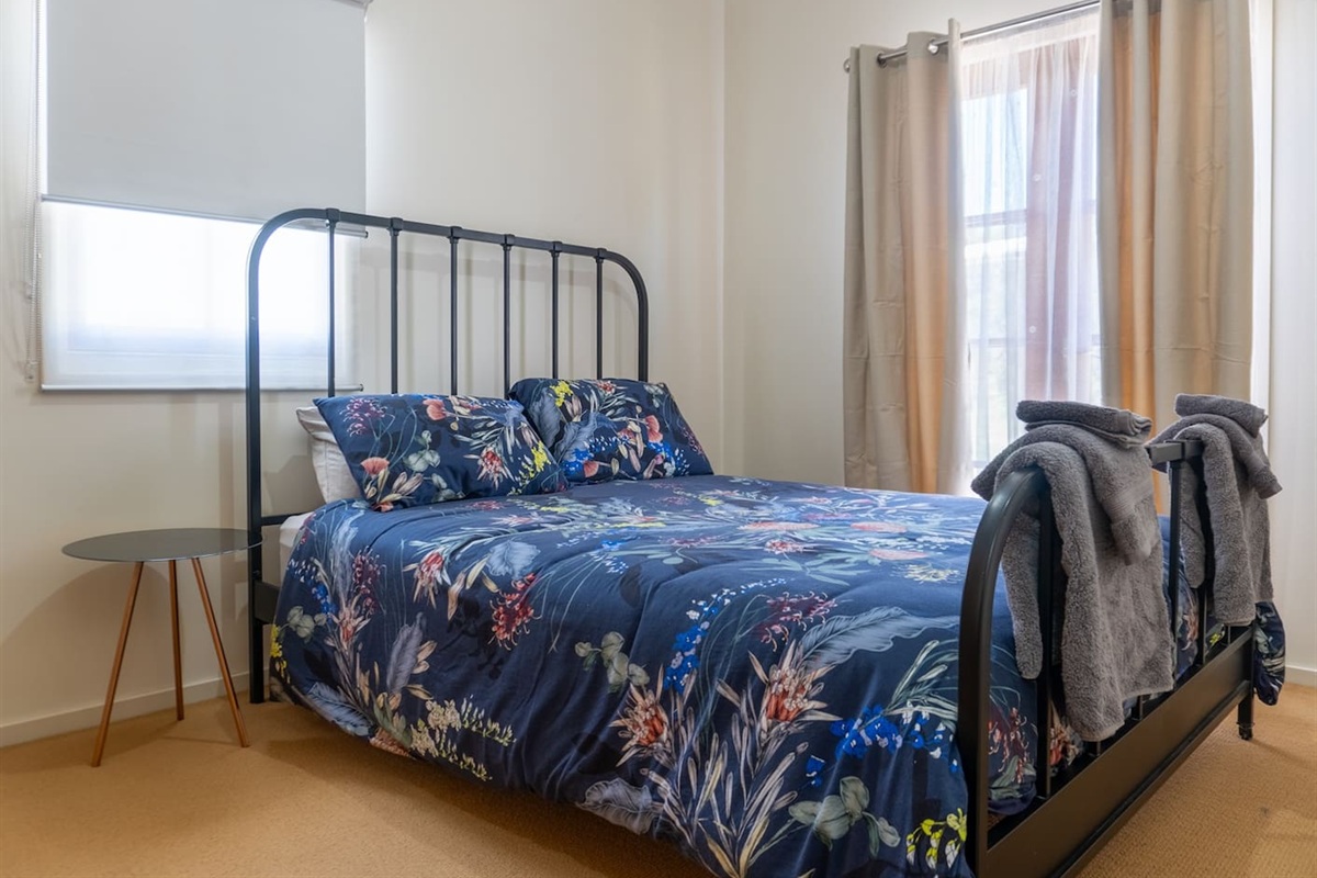 Bedroom #2 - Queen Bed