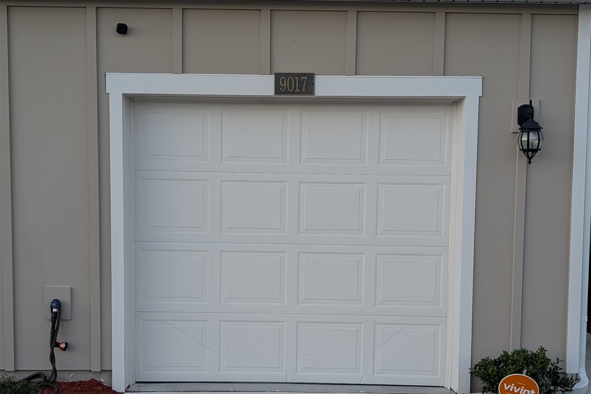 Garage with the number showing where we are located