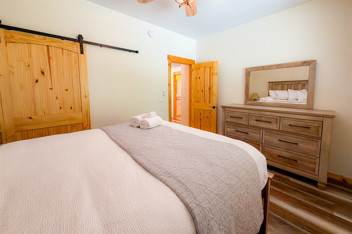 Queen Bed in the 2nd guest bedroom. Lower level