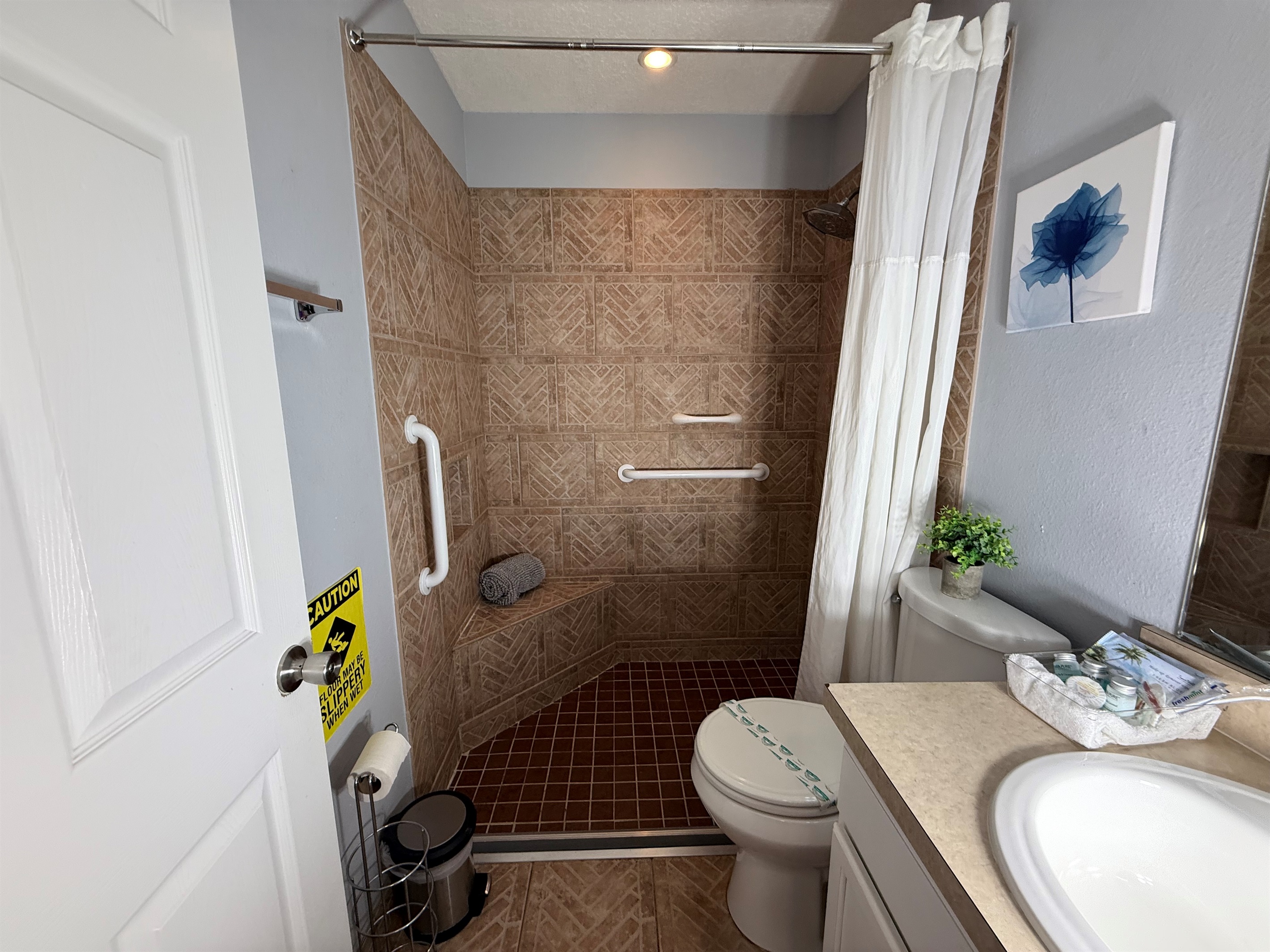 Barrier-Free Shower • Professionally Sanitized
