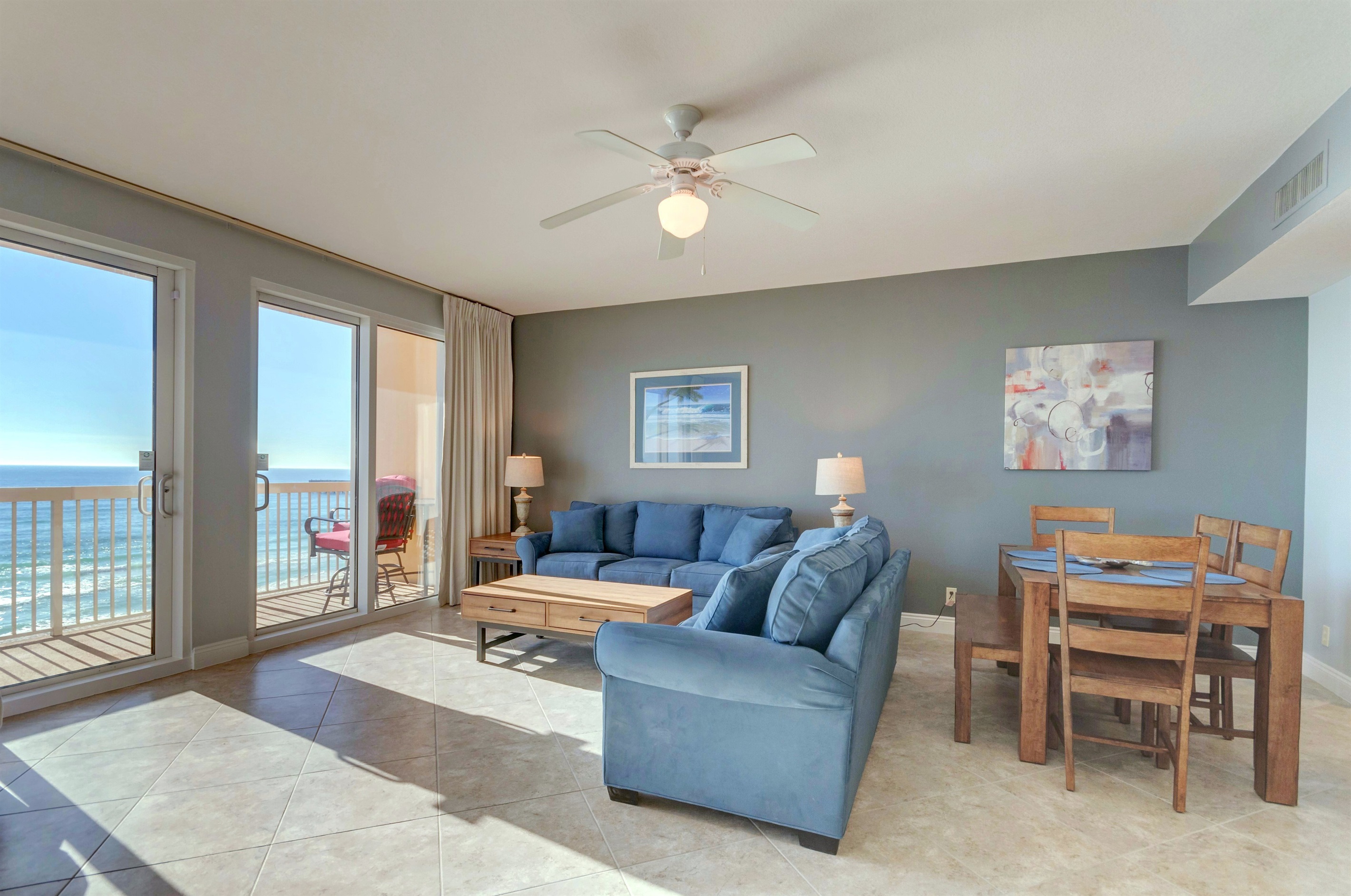 Spacious 5th Floor Luxury Condo – Free Beach Chairs & Daily Tickets! 2