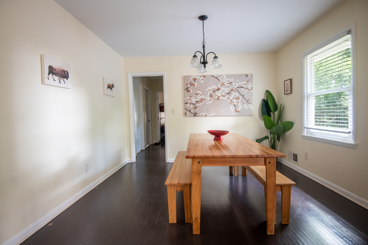 Gather everyone around the table for breakfast before a day of exploring or settle in for dinner together after a day by the pool. There's plenty of room to share a meal, swap stories, and make plans for tomorrow.