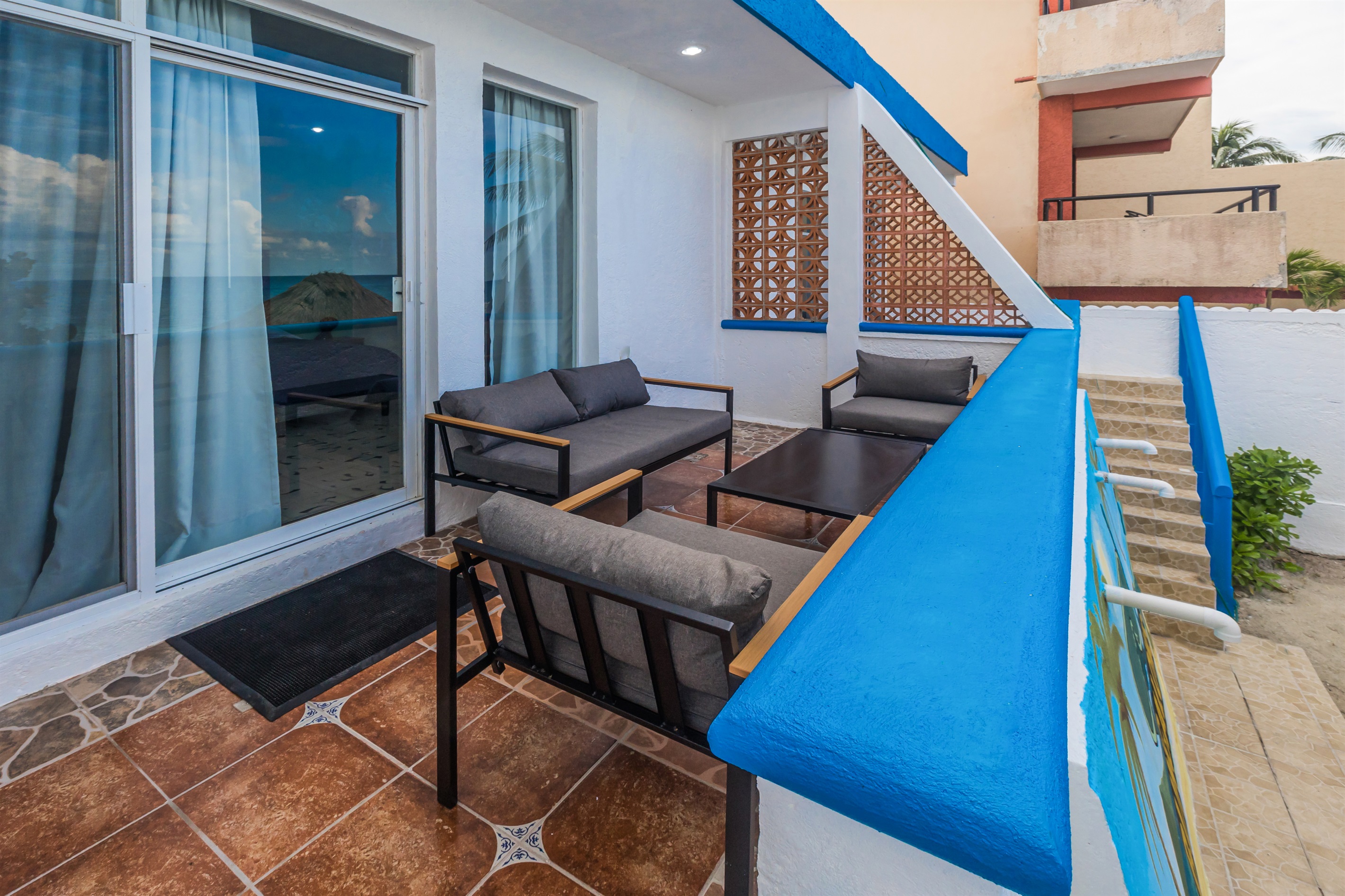 Bungalows Private Outdoor Lounge Area with Ocean View