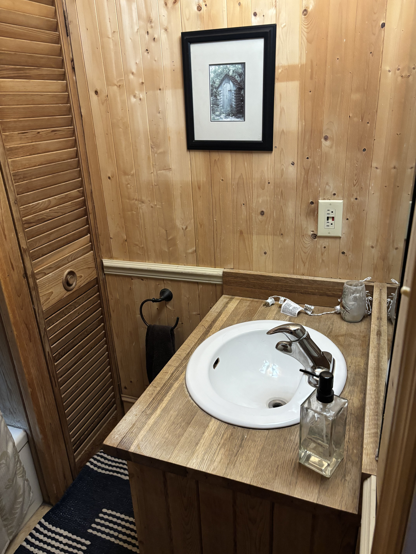 Main floor bathroom with wash basin