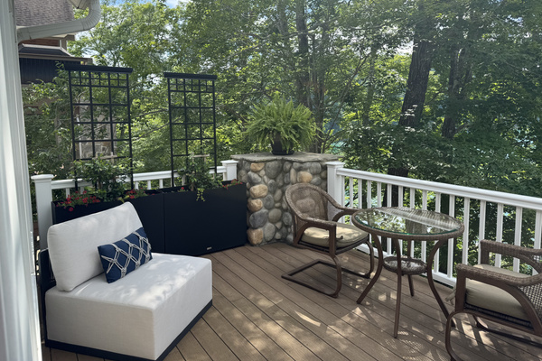 Private Sitting Area Off The Primary Suite