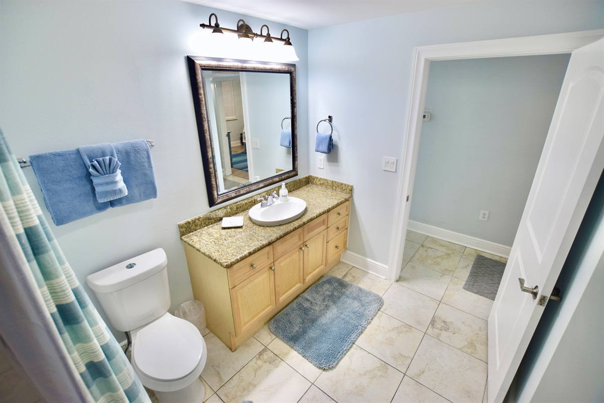 Azure #209: Hallway Bath