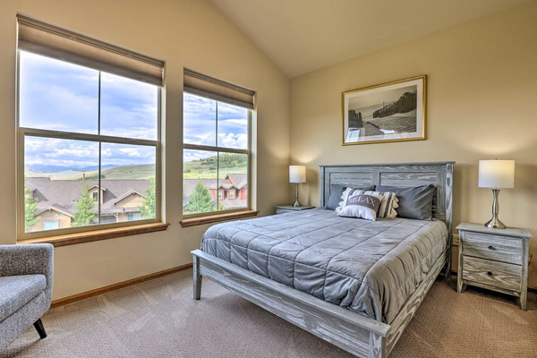 Primary Suite Bedroom