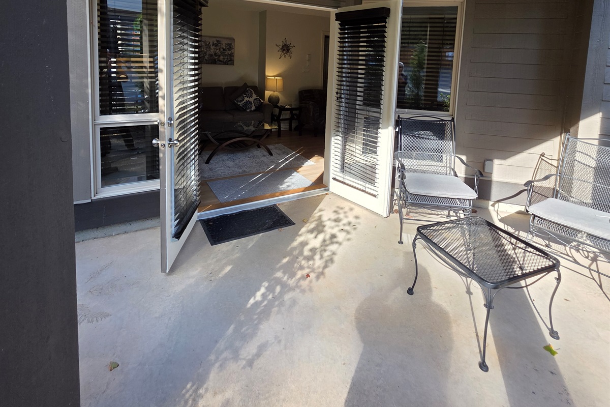 Covered patio of Unit B Seating area.