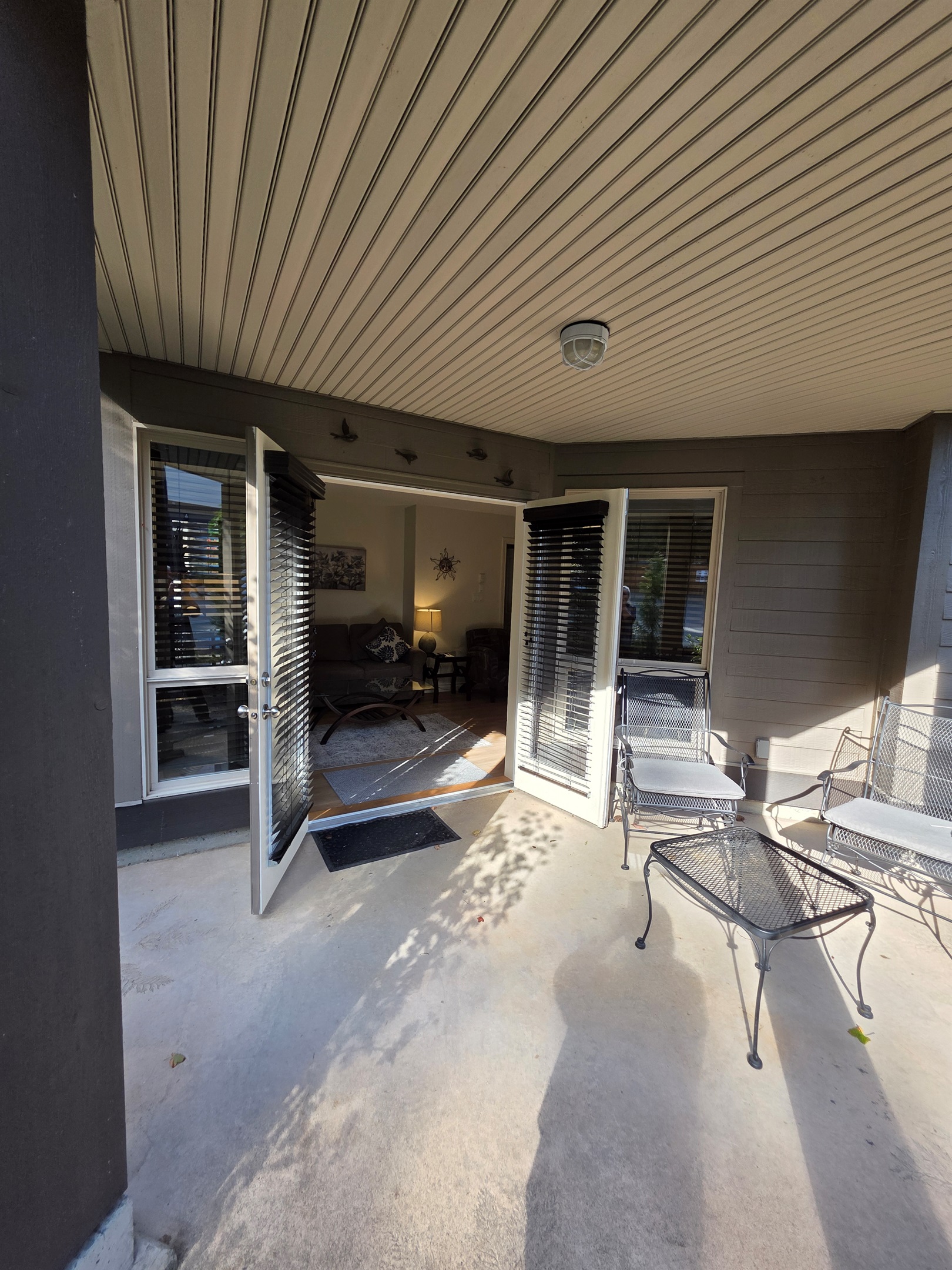 Covered patio of Unit B Seating area.