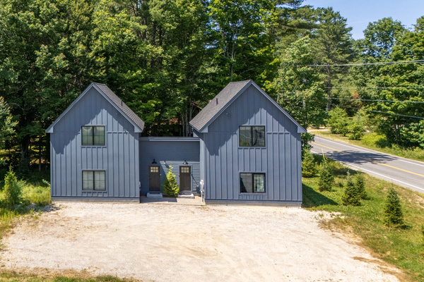 A peaceful modern retreat surrounded by beautiful woodland.