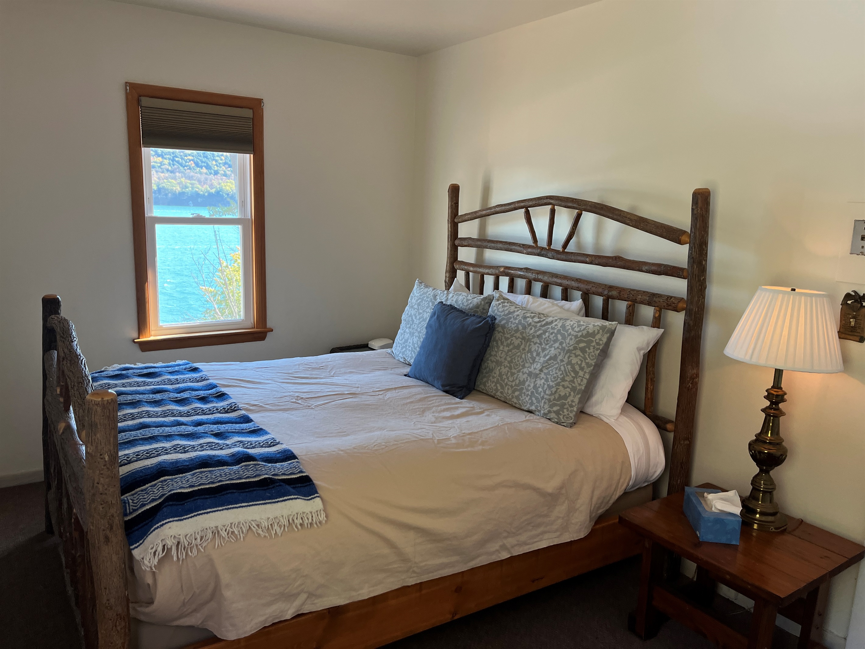 Queen bedroom with lake view