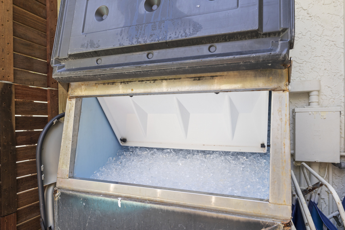 A large commercial ice machine to fill all your coolers!  Forget about getting bags of ice from the store, we have you covered.