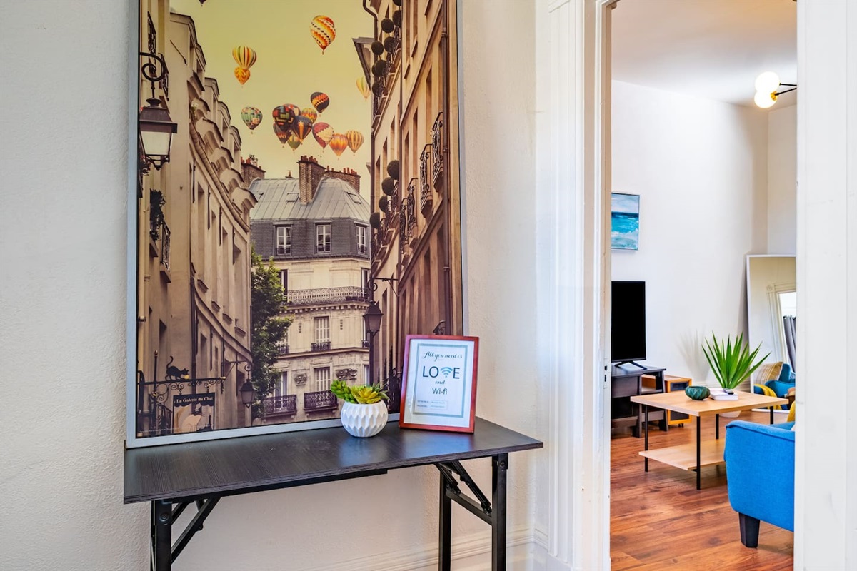 A great portrait that adds to the house view