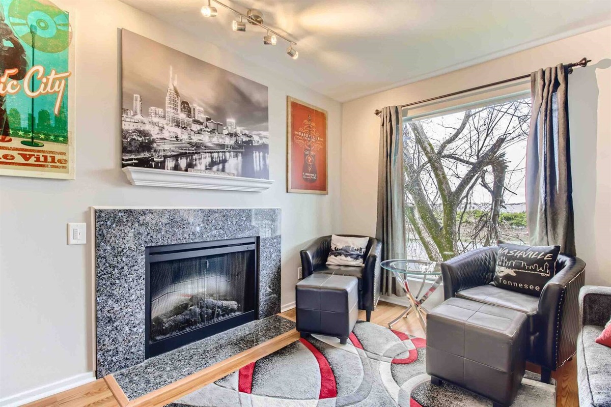 Spacious living room with fire place