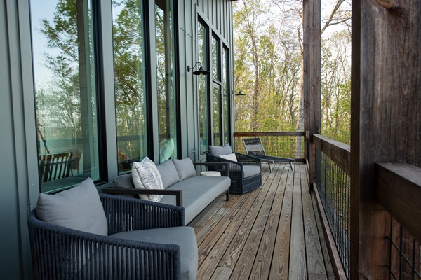 Outdoor Lounge | Covered seating with uninterrupted mountain views