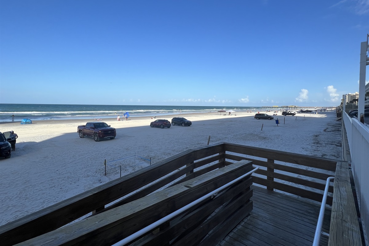 Sunglow Pier right down the beach