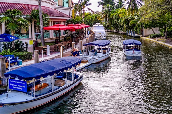 Enjoy waterfront dining, boating, and entertainment nearby