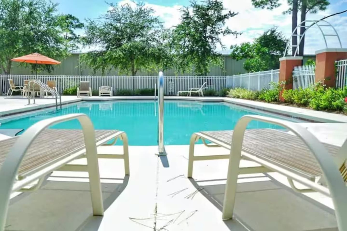 Community pool open summer months
