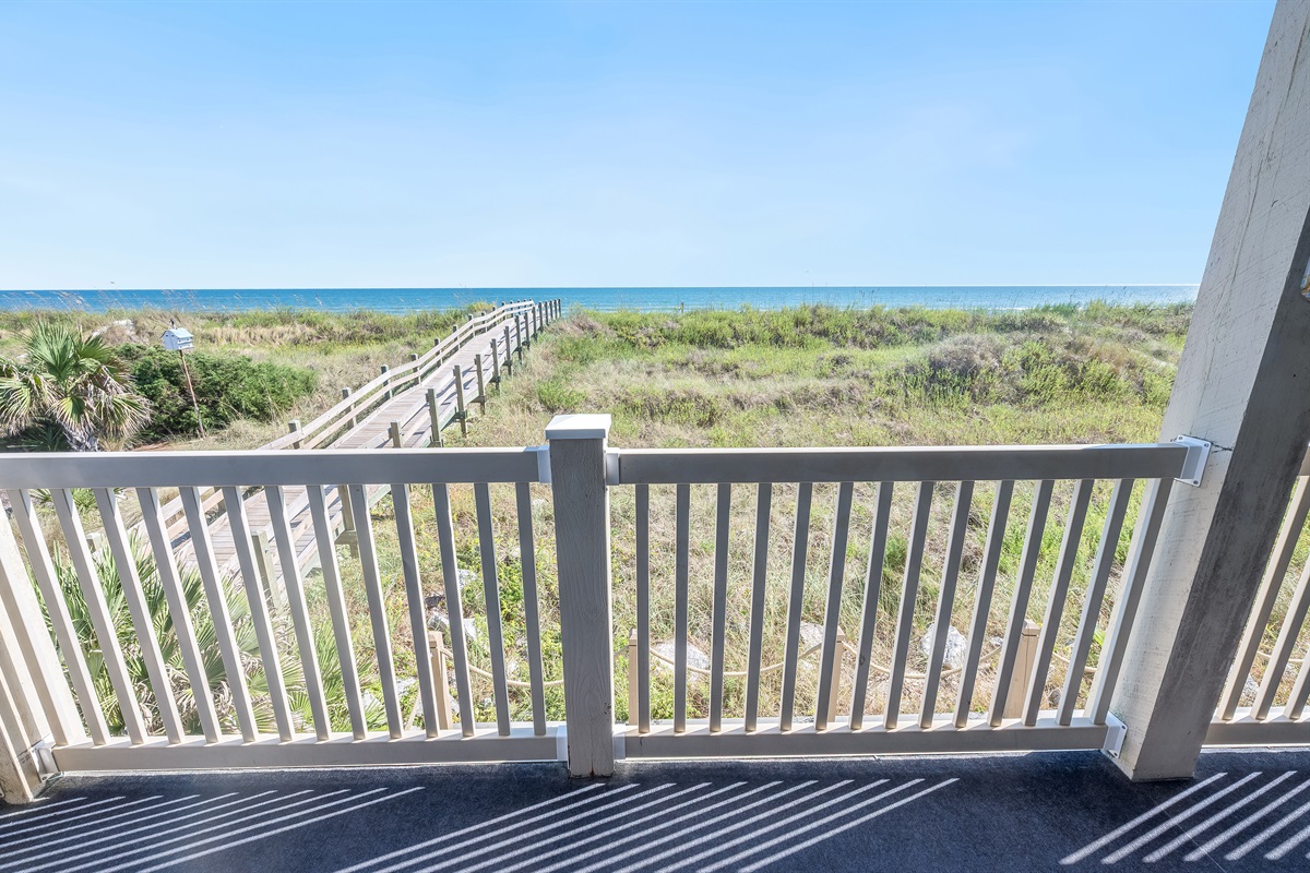 Balcony with Amazing Views