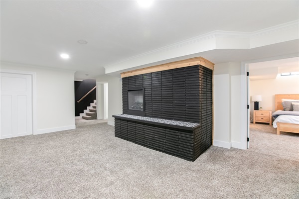 Freshly Updated 5BR2.5B 5min to ND Stadium, photo 26
