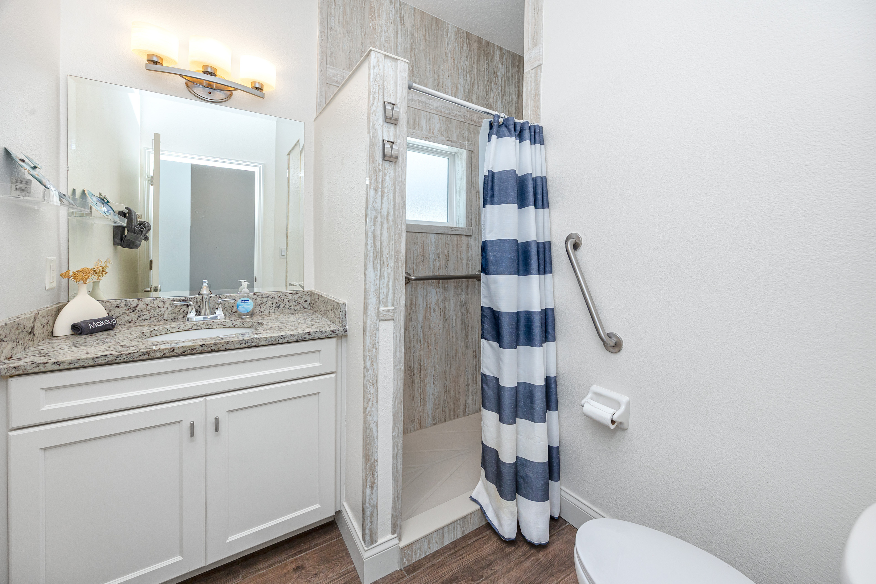 Main Bath