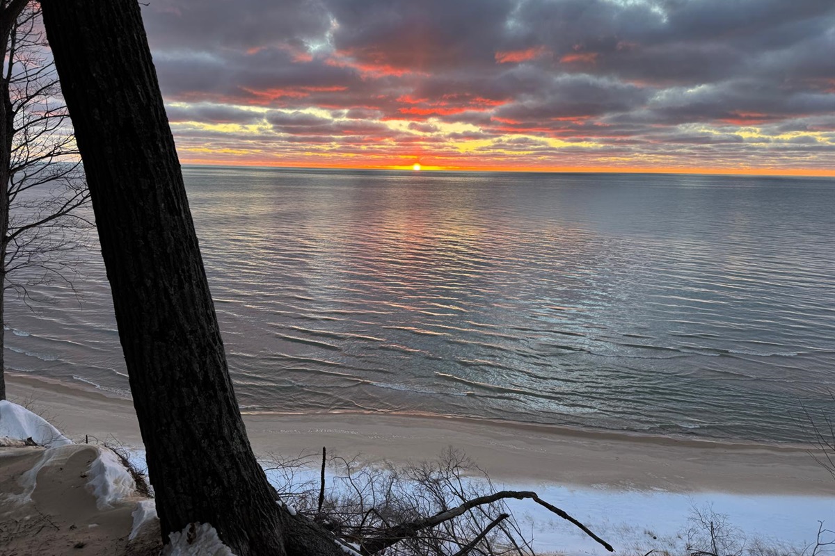 Enjoy breathtaking views of both sunsets and sunrises