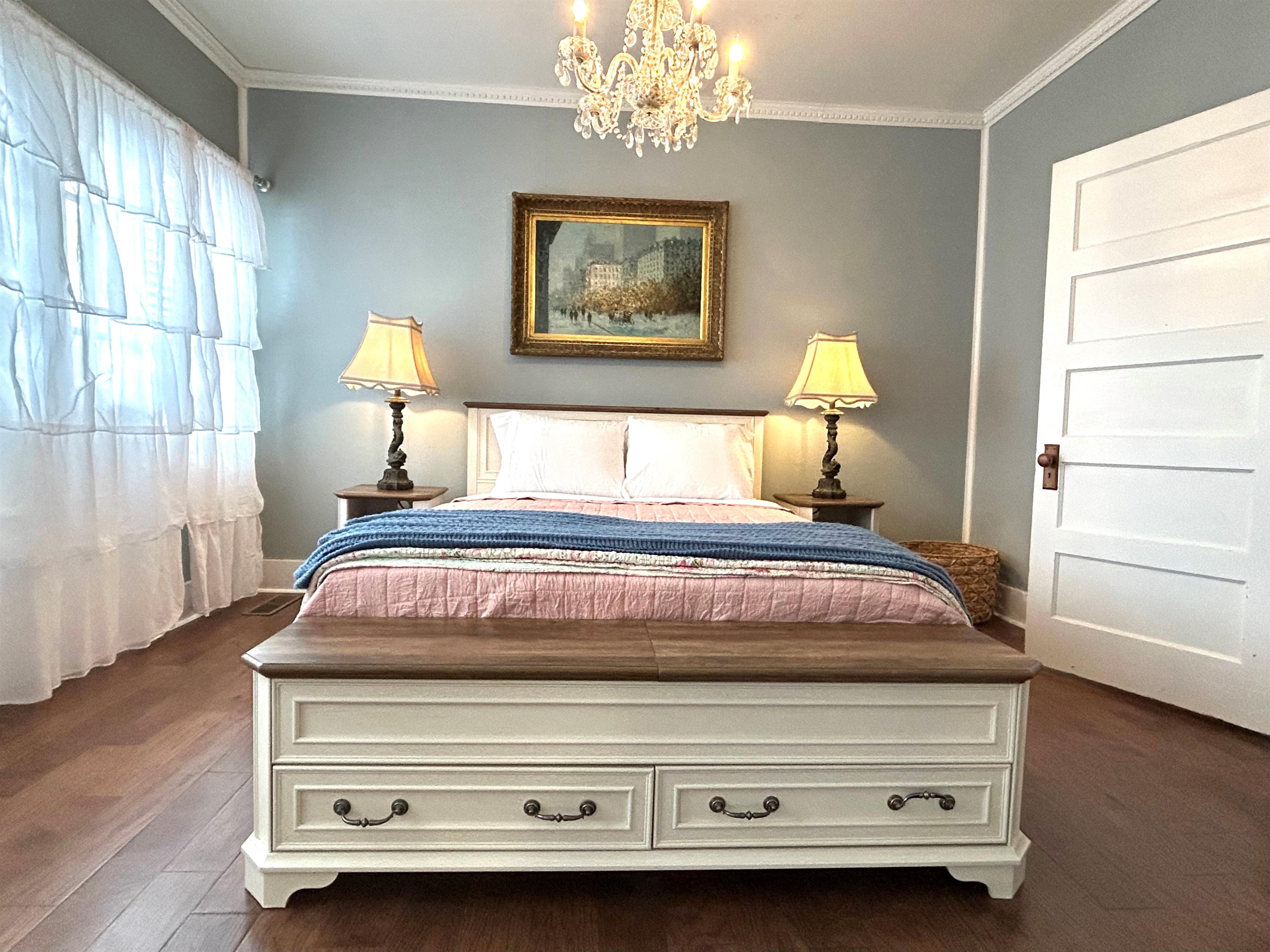 Bedroom 1 - Main Level