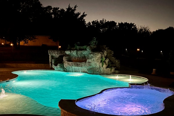 Resort style pool, magic of night swimming, hot tub for 20