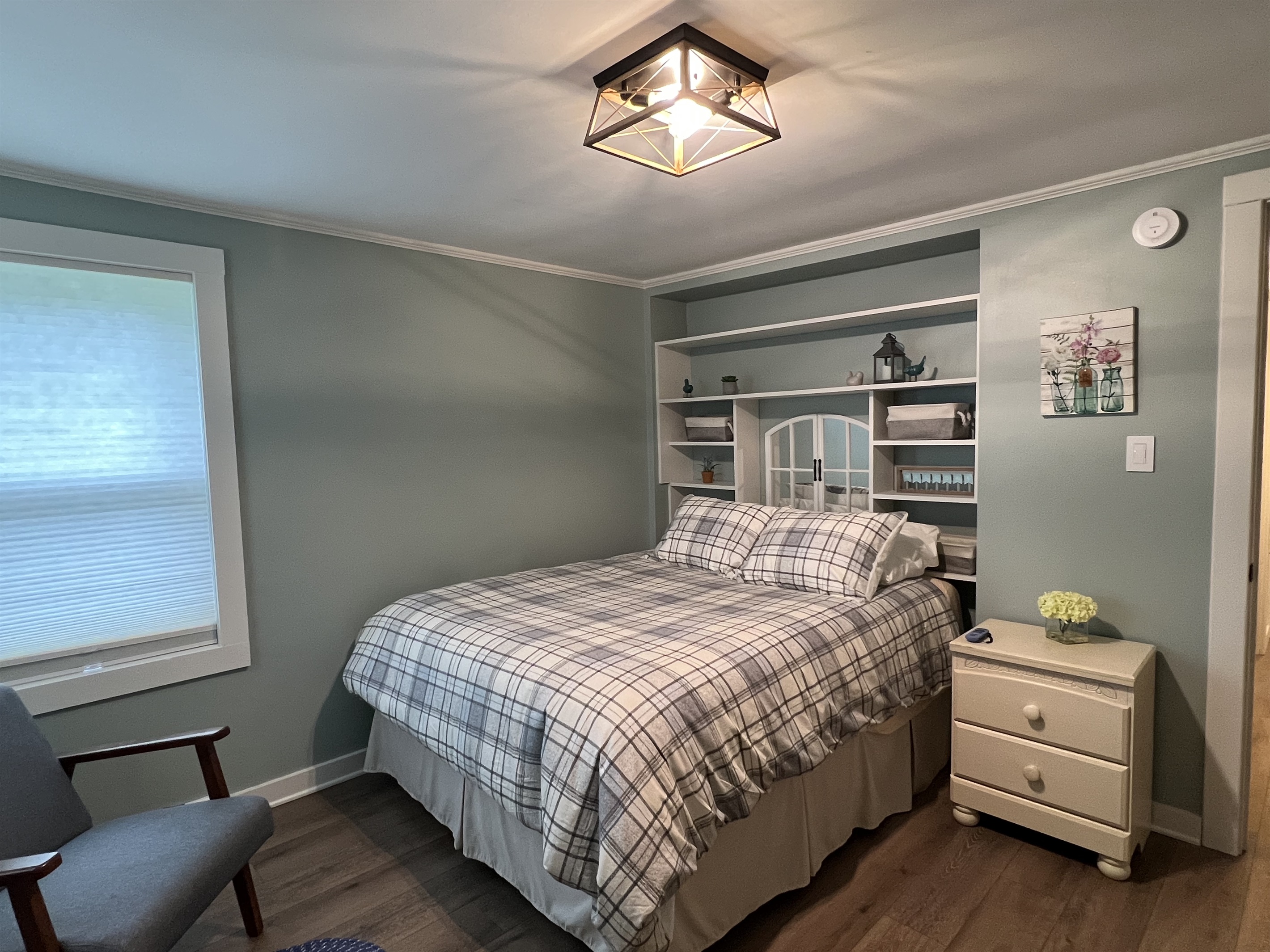 1st Floor Queen bedroom #2