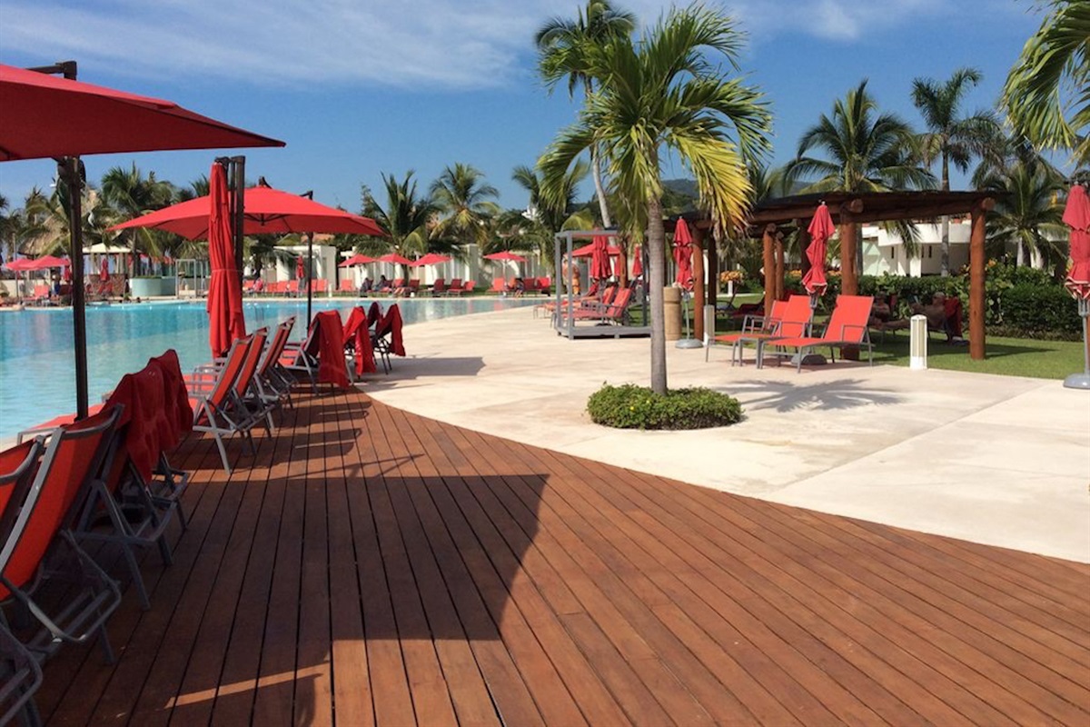 2nd Complex Pool, with Snack and Drink Bar