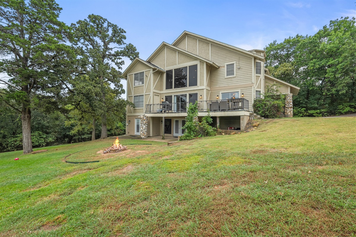 Located in the hills of Pottsboro, TX (Tanglewood area!)