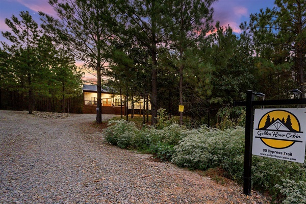 your SIGN to a wonderful stay at GOLDEN HOUR CABIN