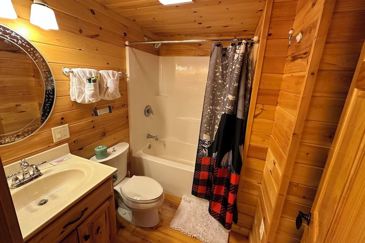 full bathroom # 2 on 2nd floor next to bedrooms